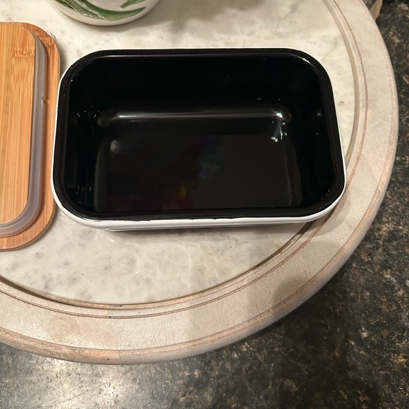Butter Dish with Bamboo Lid and Spreader - Black - Picture 3 of 6